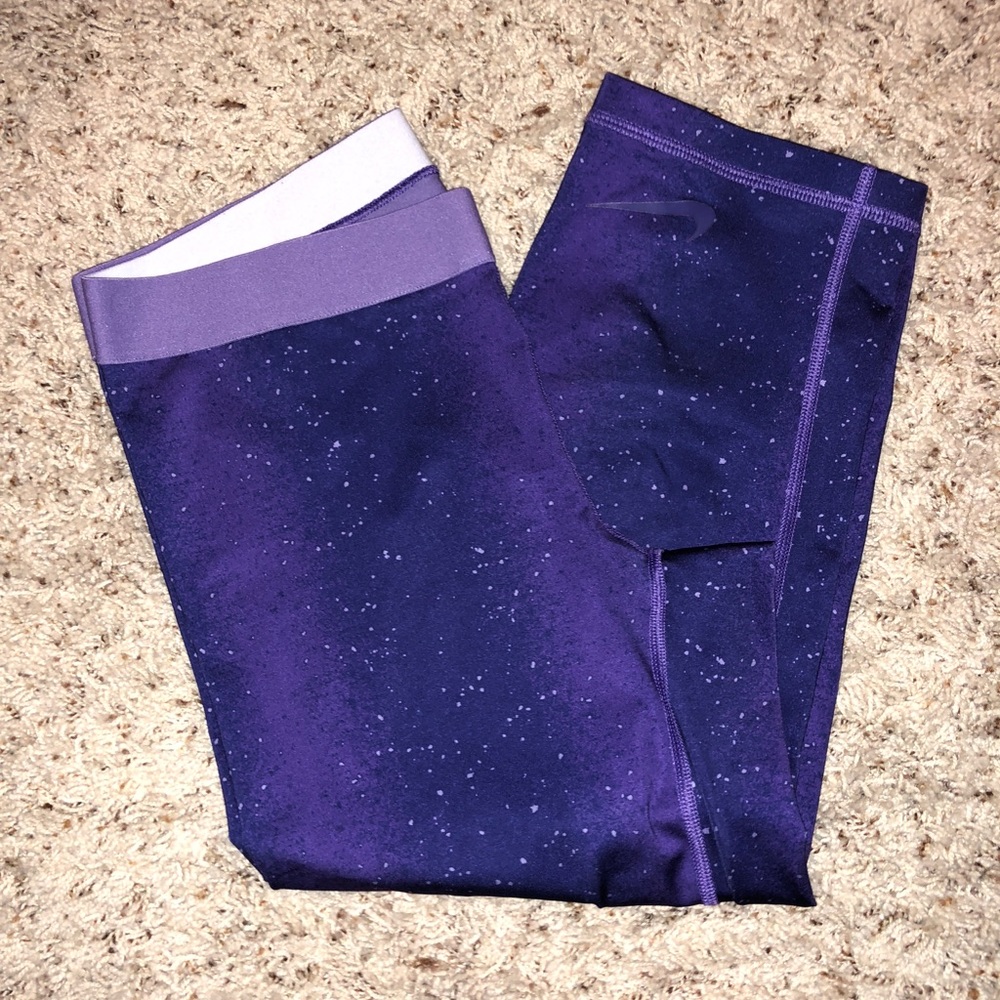 Nike capri leggings